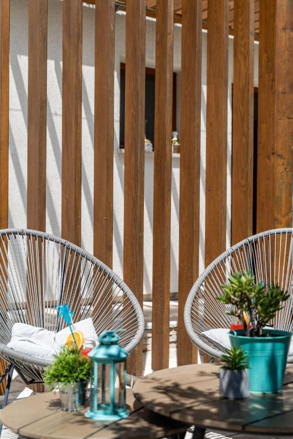 Stay U-Nique Studio Apartment In Orasac Ngoại thất bức ảnh